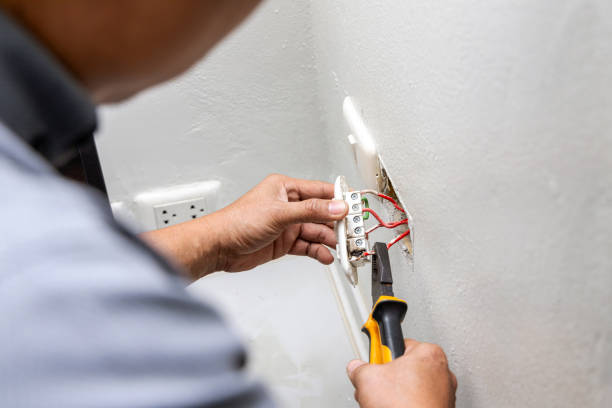 Best Emergency Electrical Repair  in Central Garage, VA